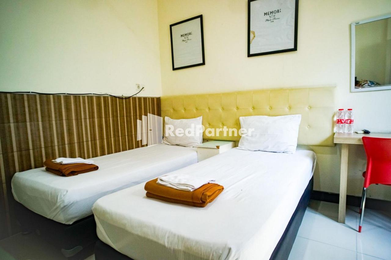 Hoki Homestay Redpartner 수라바야 외부 사진