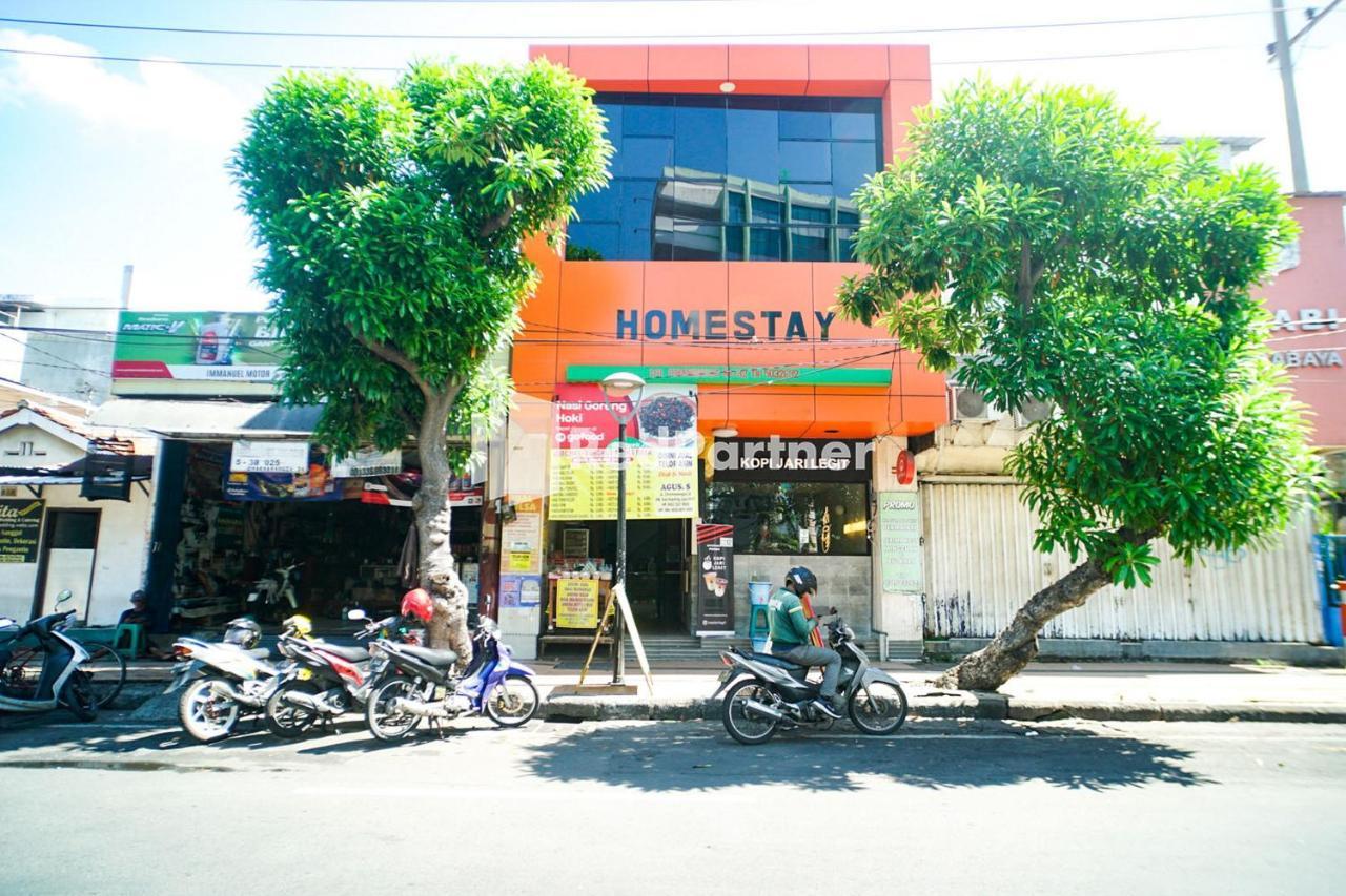 Hoki Homestay Redpartner 수라바야 외부 사진